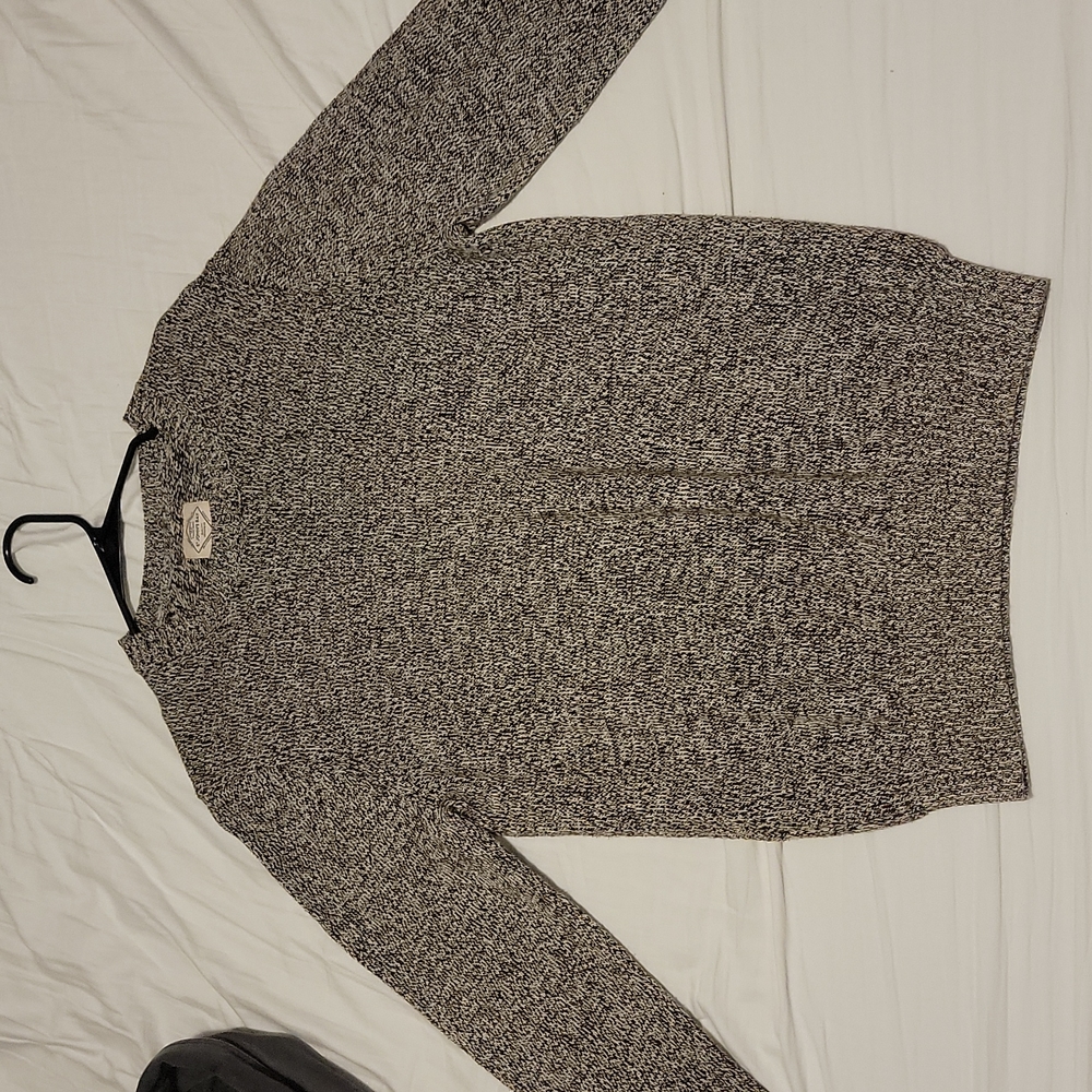 Beige St John's Bay Sweater Size L